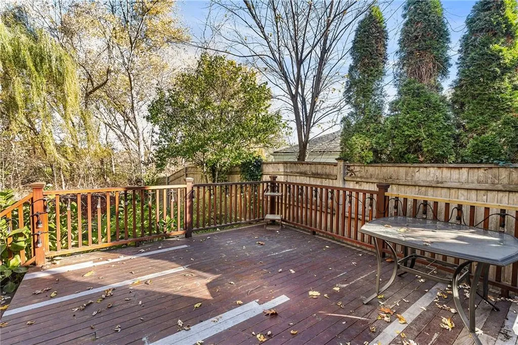 224 Centre Street East Providence RI 02916