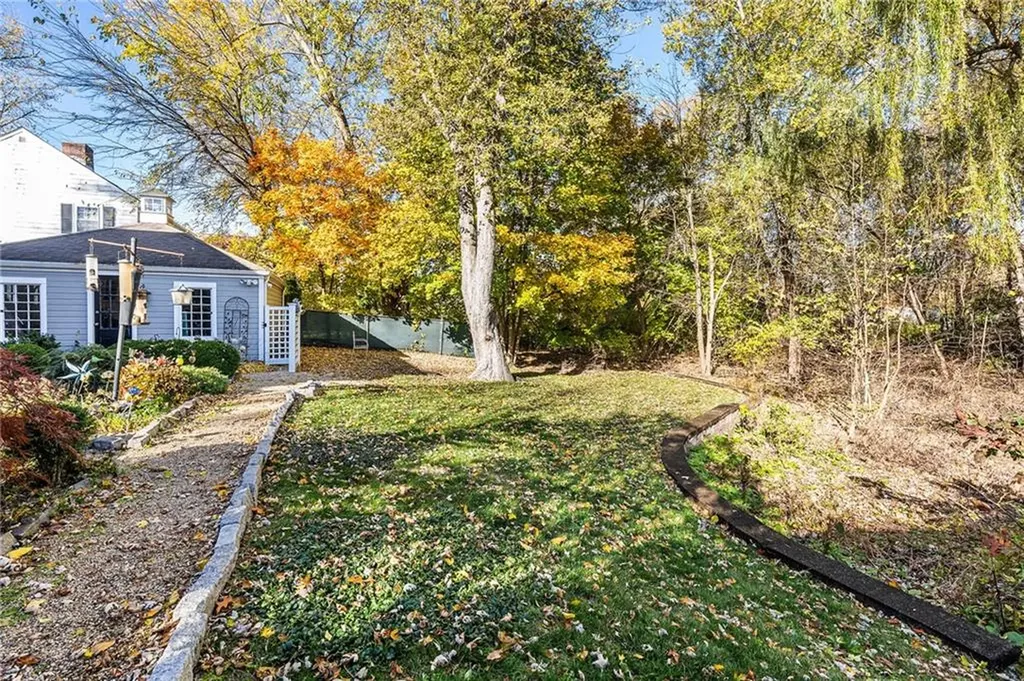 224 Centre Street East Providence RI 02916