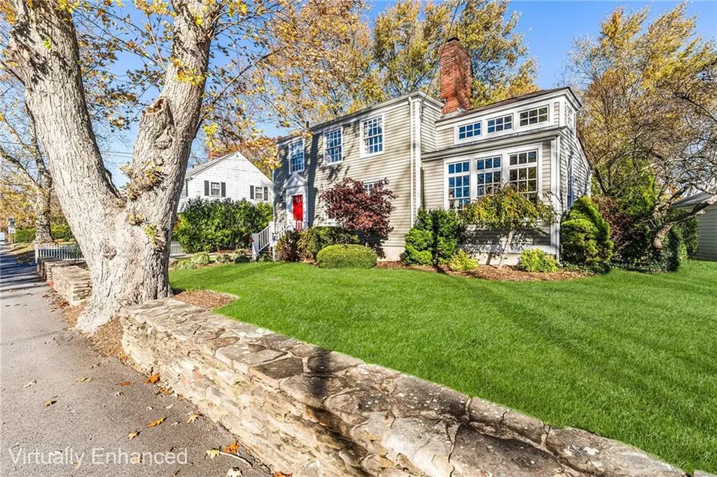 224 Centre Street East Providence RI 02916