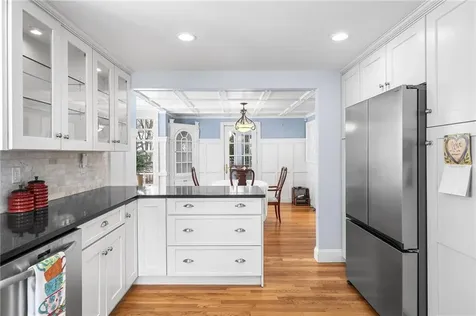 224 Centre Street East Providence RI 02916