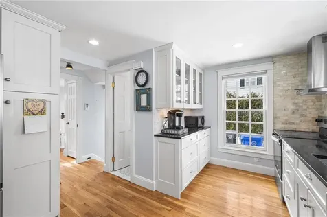 224 Centre Street East Providence RI 02916