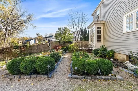 224 Centre Street East Providence RI 02916