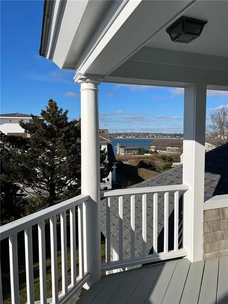611 Wolcott Avenue Middletown RI 02842