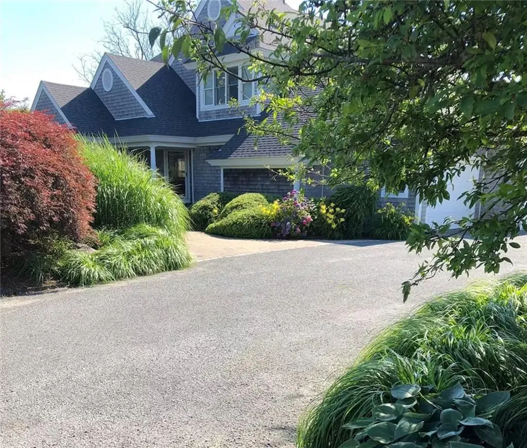611 Wolcott Avenue Middletown RI 02842
