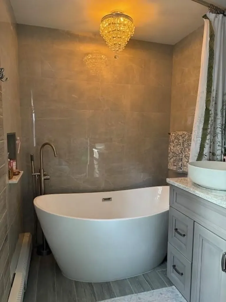 11 Woodside Avenue Cumberland RI 02864