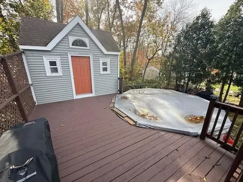 11 Woodside Avenue Cumberland RI 02864