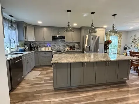 11 Woodside Avenue Cumberland RI 02864