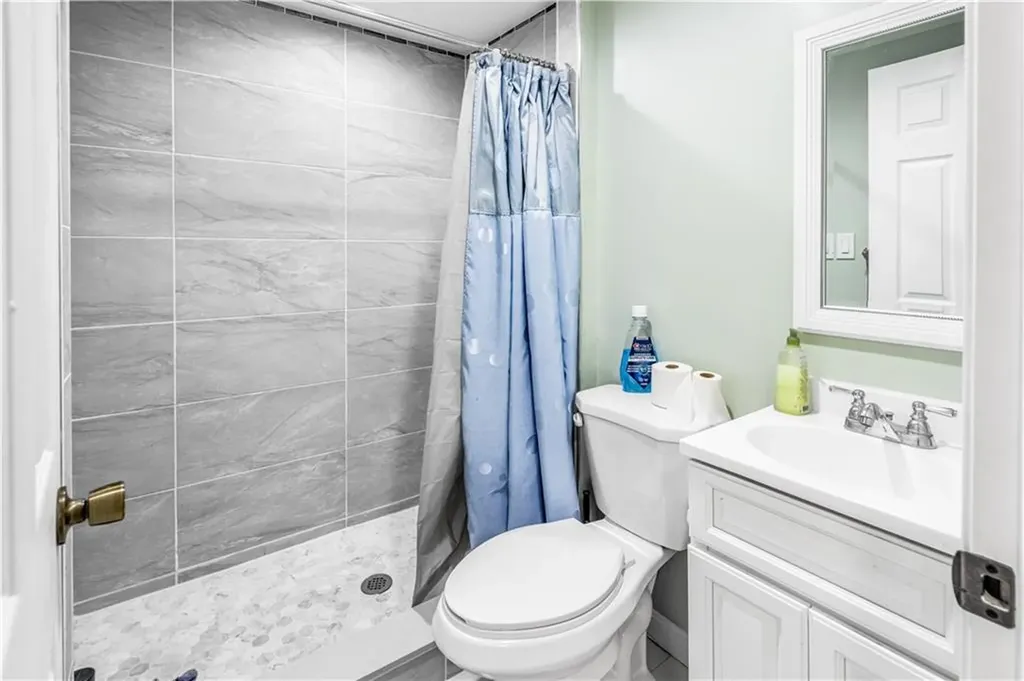 210 Lynch Street Providence RI 02908