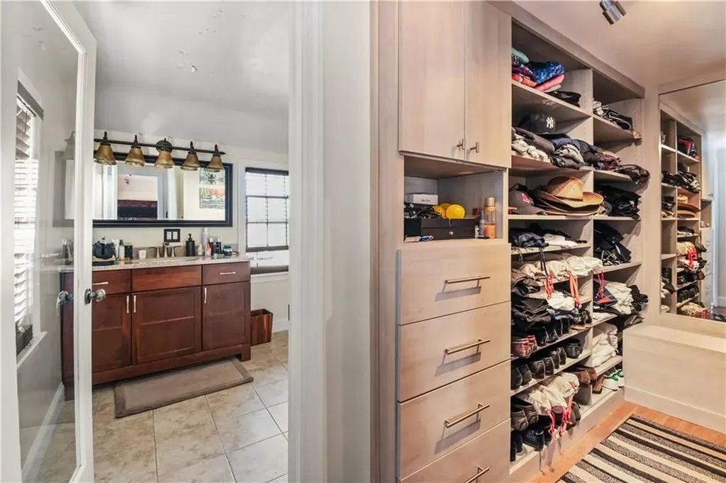 29 Poppy Drive Cranston RI 02920