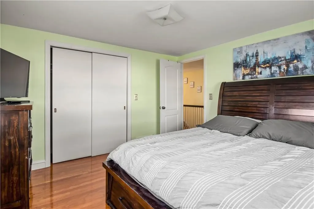 29 Poppy Drive Cranston RI 02920