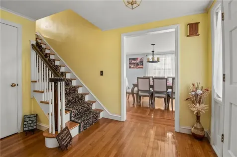 29 Poppy Drive Cranston RI 02920