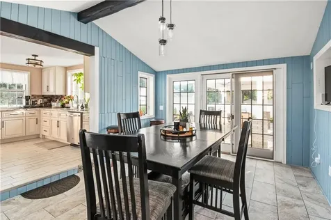 29 Poppy Drive Cranston RI 02920