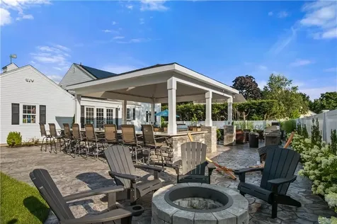 29 Poppy Drive Cranston RI 02920