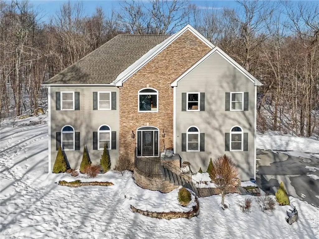 47 Austin Drive Cumberland RI 02864