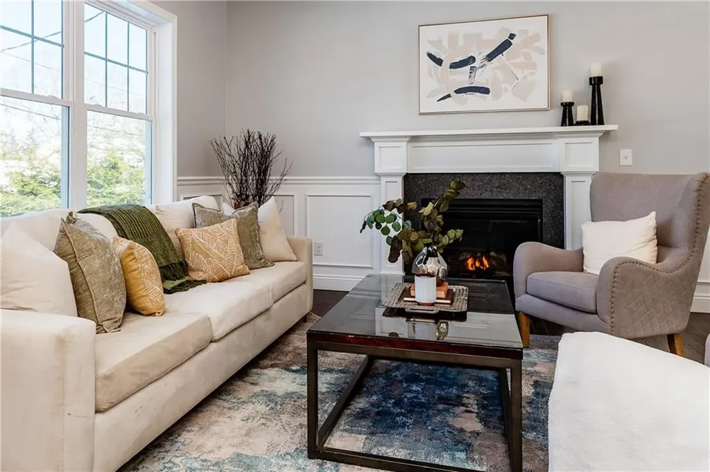 52 Bruce Lane Warwick RI 02886