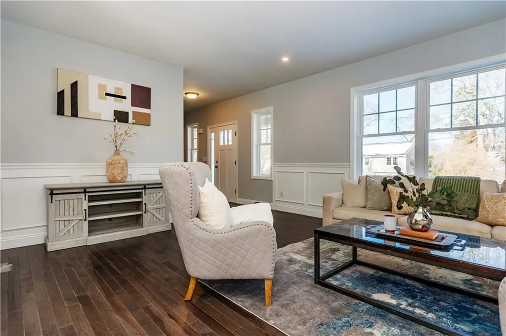 52 Bruce Lane Warwick RI 02886