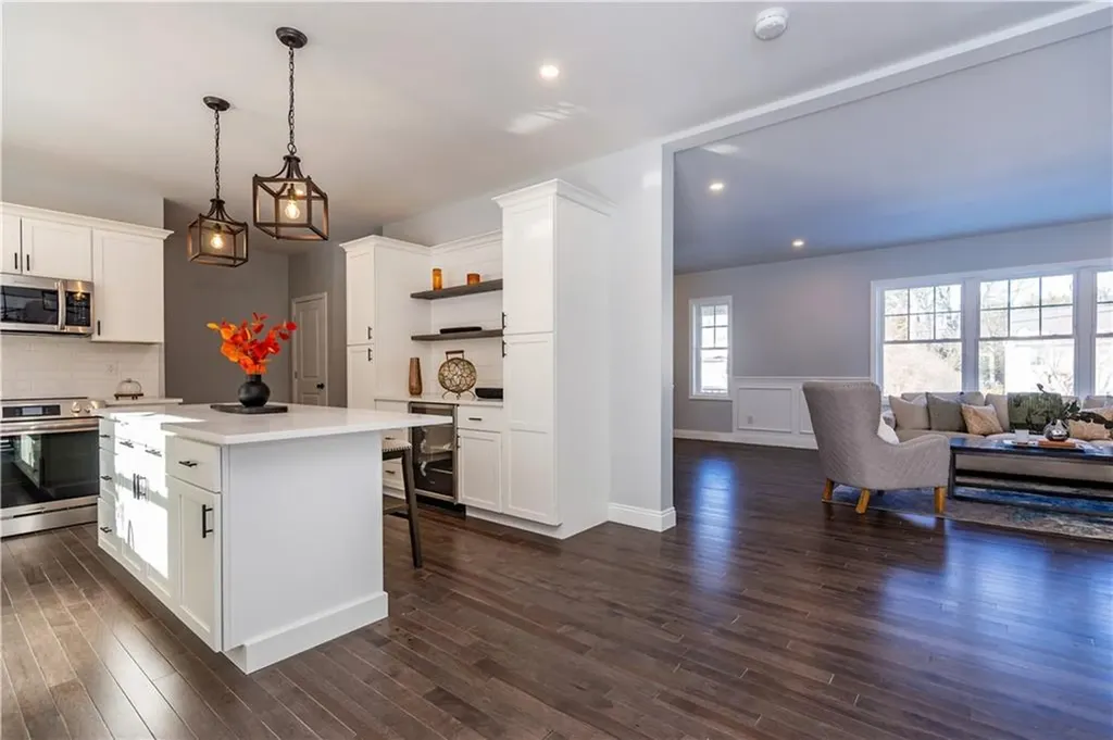 52 Bruce Lane Warwick RI 02886