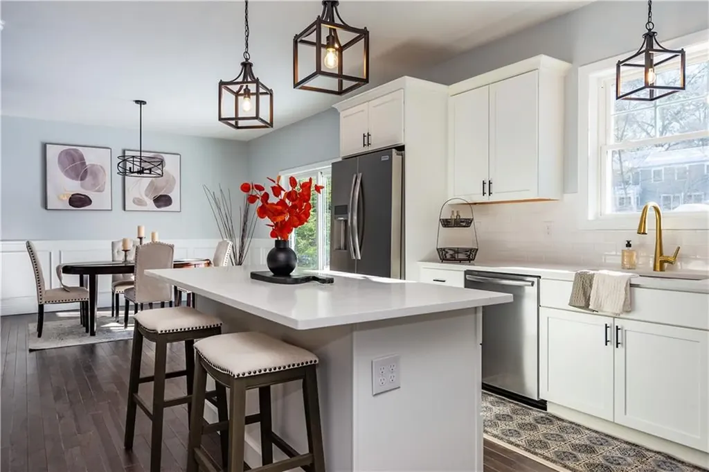 52 Bruce Lane Warwick RI 02886