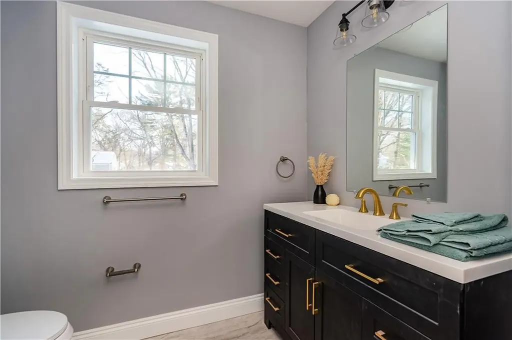 52 Bruce Lane Warwick RI 02886