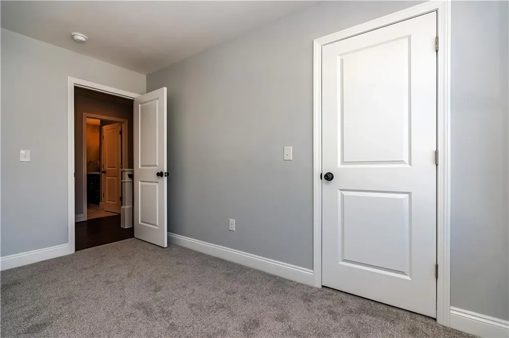 52 Bruce Lane Warwick RI 02886