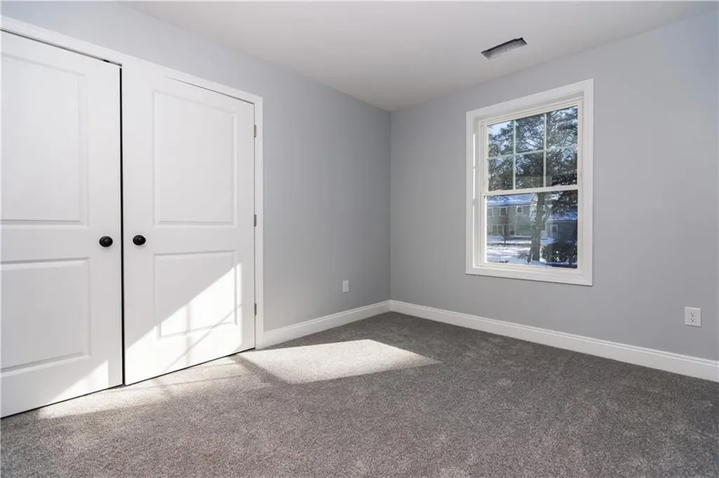 52 Bruce Lane Warwick RI 02886