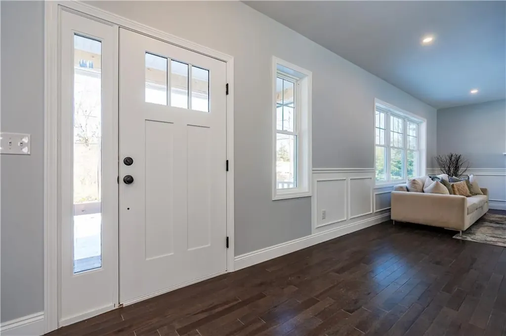 52 Bruce Lane Warwick RI 02886