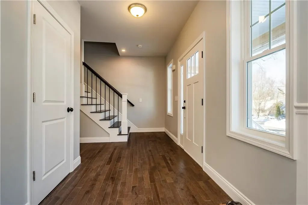 52 Bruce Lane Warwick RI 02886