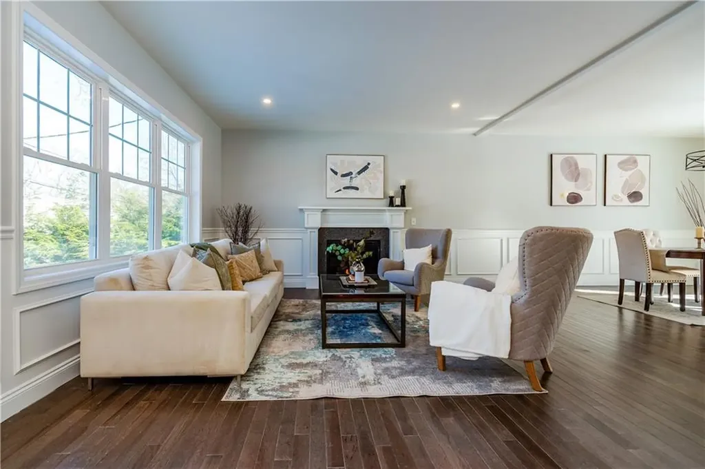 52 Bruce Lane Warwick RI 02886