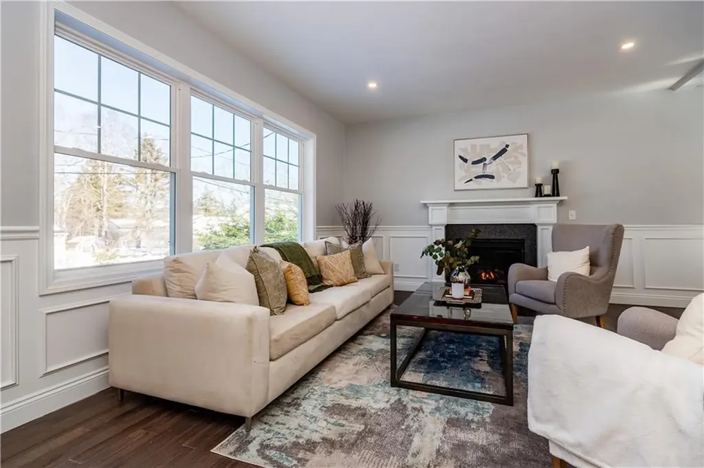 52 Bruce Lane Warwick RI 02886