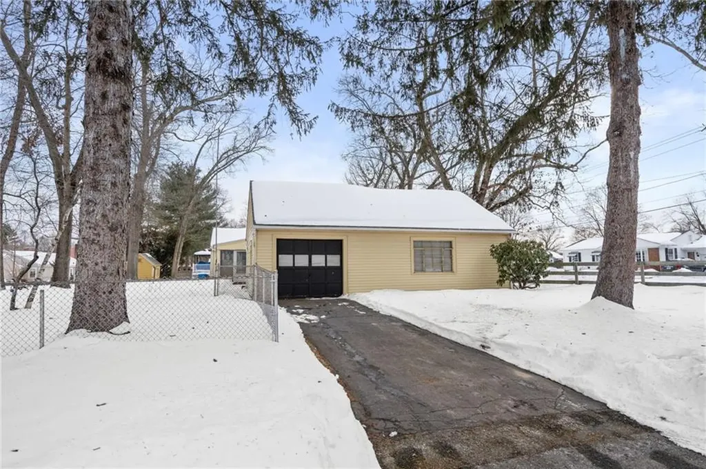 80 George Street Warwick RI 02888