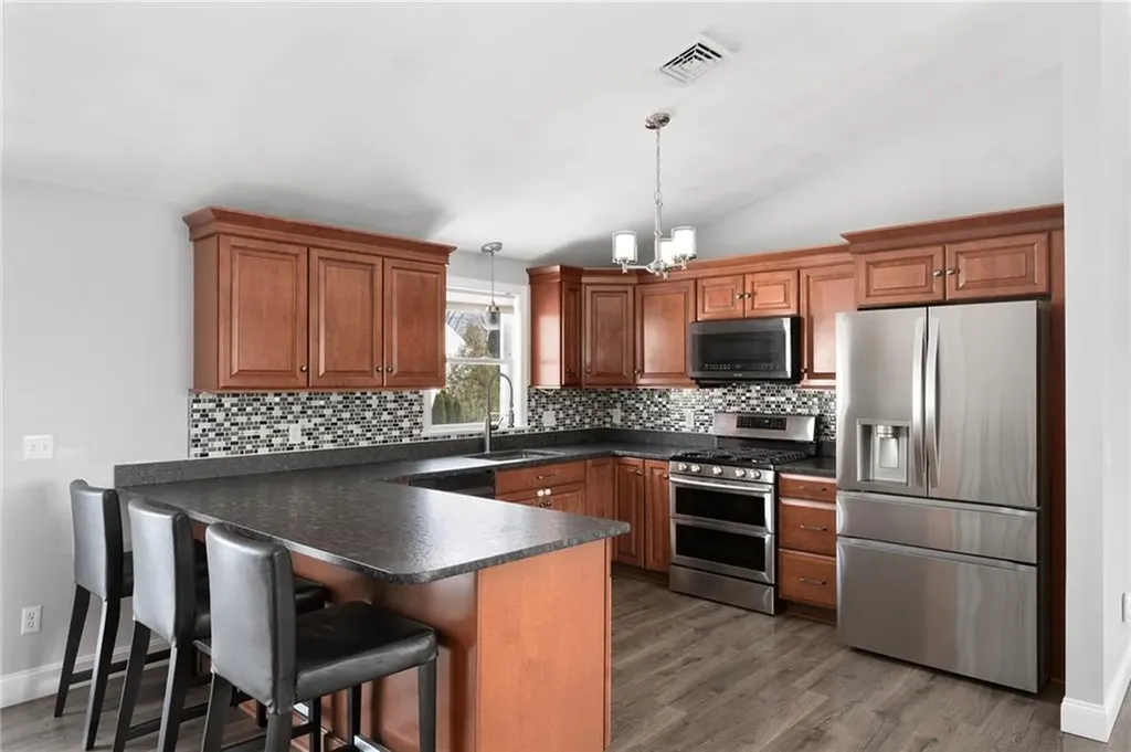 789 High Street Cumberland RI 02864