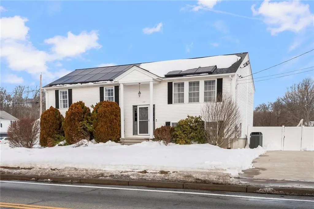 789 High Street Cumberland RI 02864