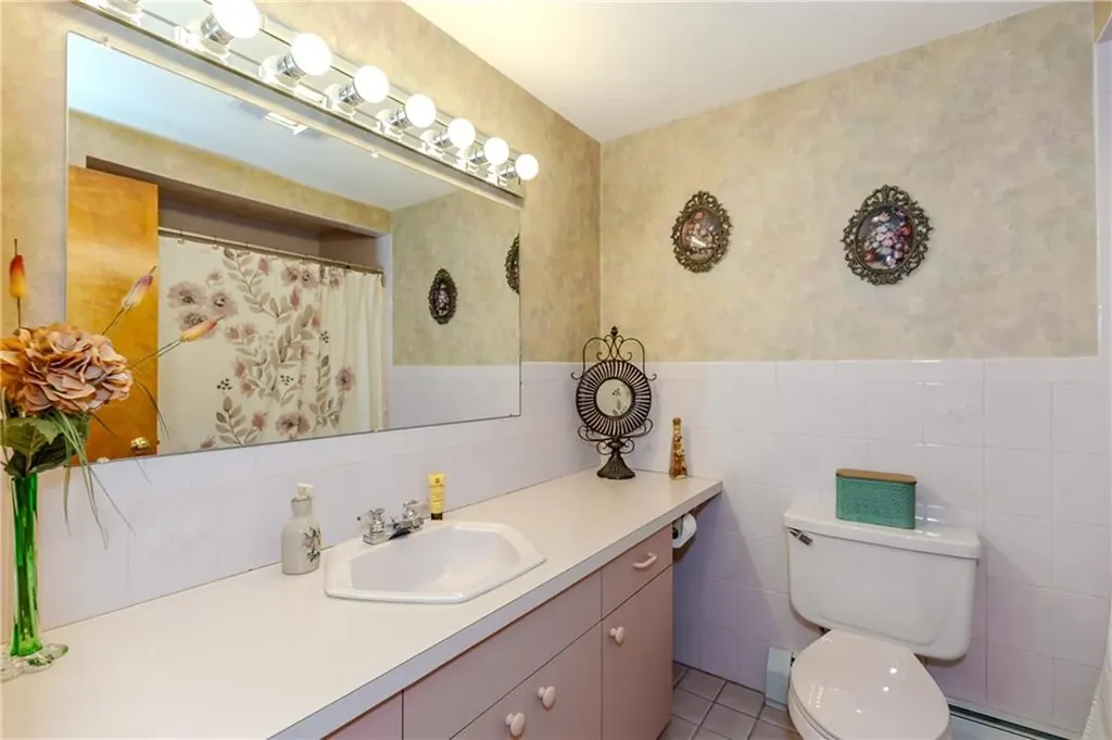 17 Tremont Street Street North Providence RI 02904