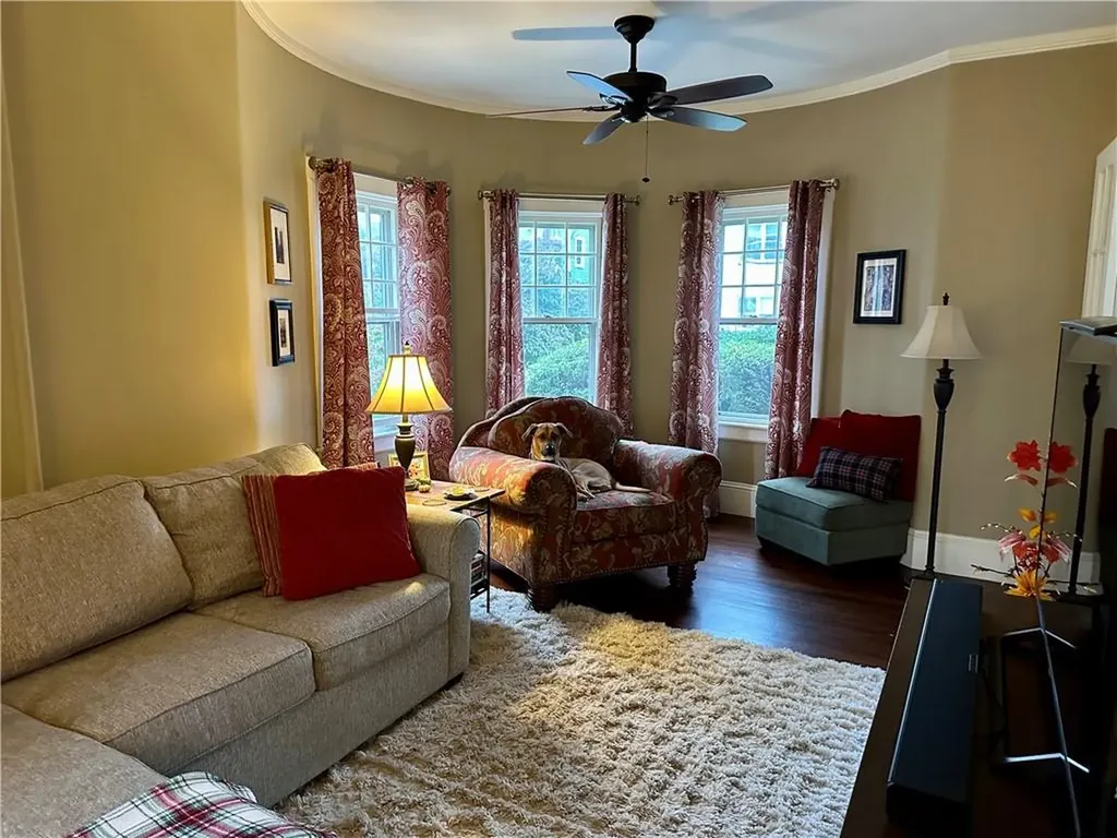 172 Bluff Avenue Cranston RI 02905