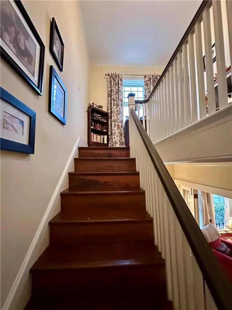 172 Bluff Avenue Cranston RI 02905