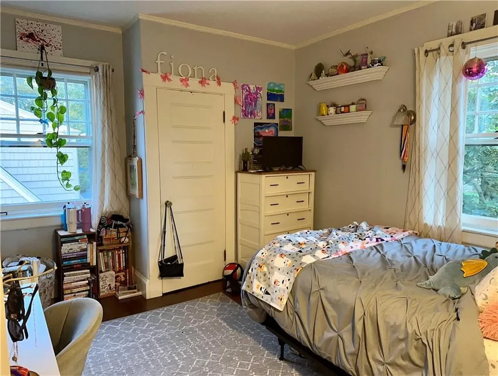 172 Bluff Avenue Cranston RI 02905