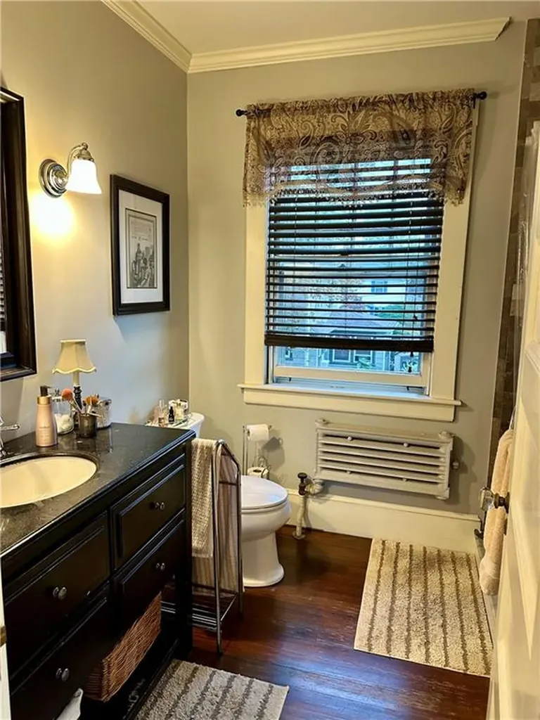 172 Bluff Avenue Cranston RI 02905