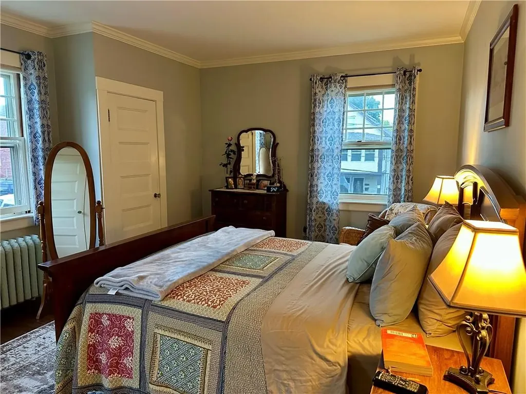 172 Bluff Avenue Cranston RI 02905