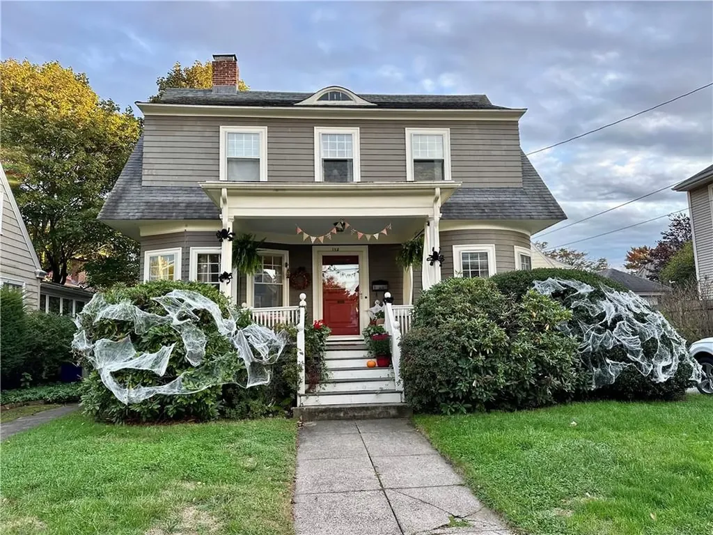 172 Bluff Avenue Cranston RI 02905