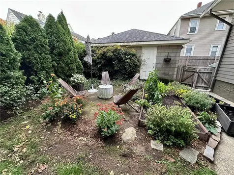 172 Bluff Avenue Cranston RI 02905