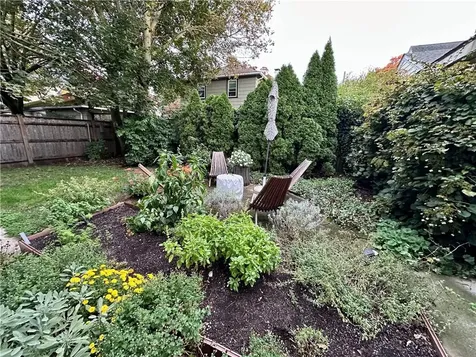 172 Bluff Avenue Cranston RI 02905