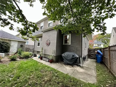 172 Bluff Avenue Cranston RI 02905