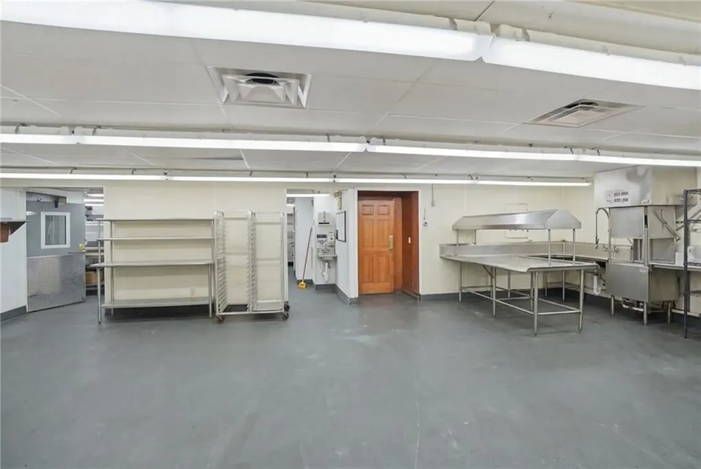 332 Farnum Pike Smithfield RI 02917