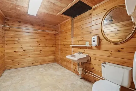 332 Farnum Pike Smithfield RI 02917