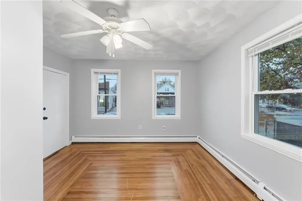 108 Waterman Avenue East Providence RI 02914