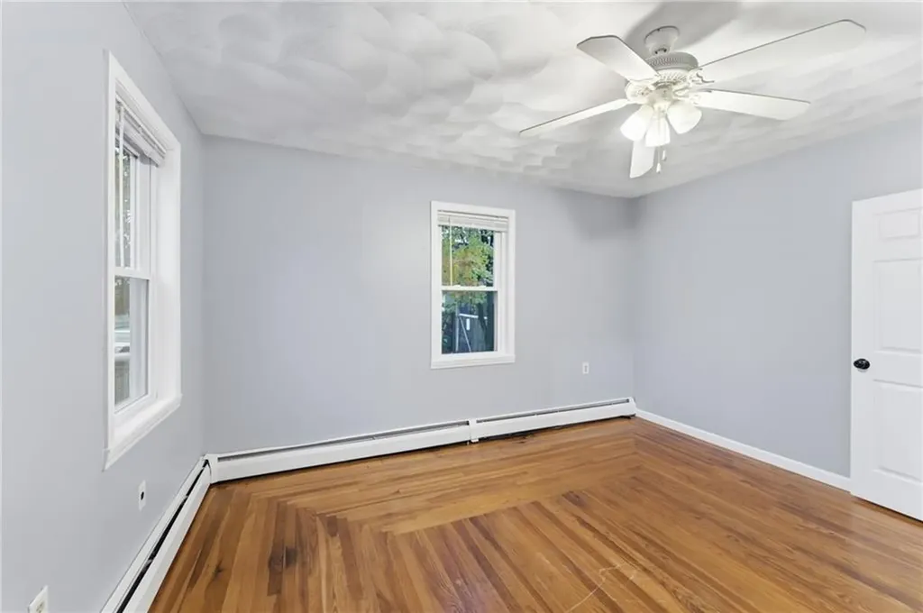 108 Waterman Avenue East Providence RI 02914