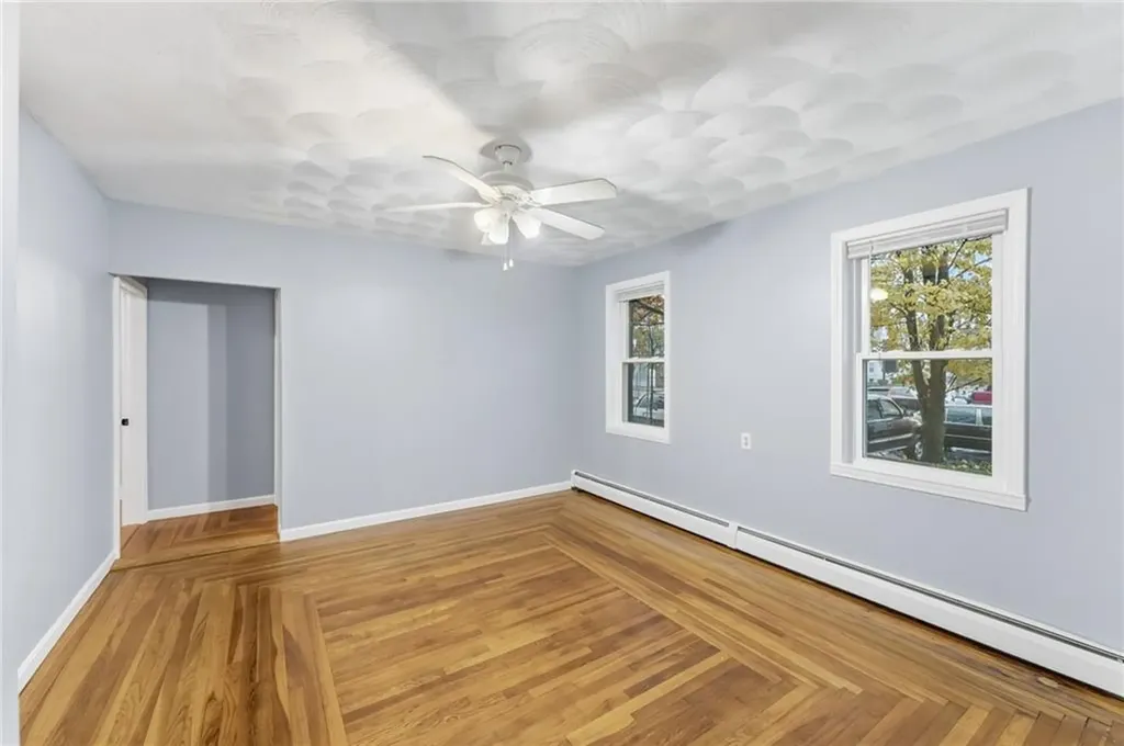 108 Waterman Avenue East Providence RI 02914