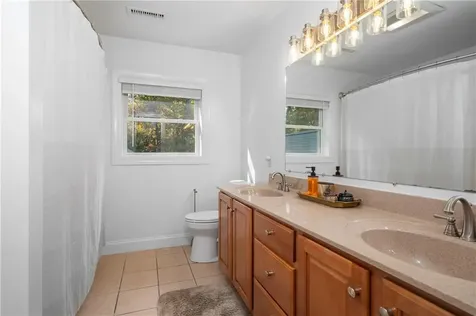 151 Drum Rock Avenue Warwick RI 02886