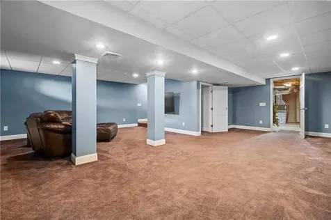 151 Drum Rock Avenue Warwick RI 02886