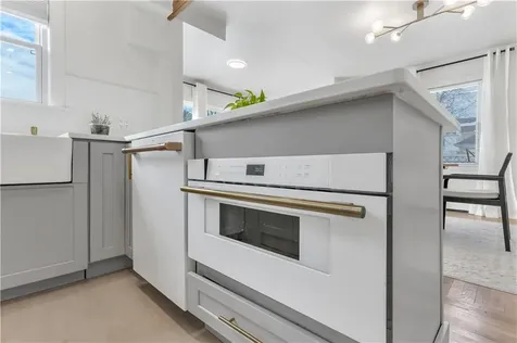 212 Leah Street Providence RI 02908